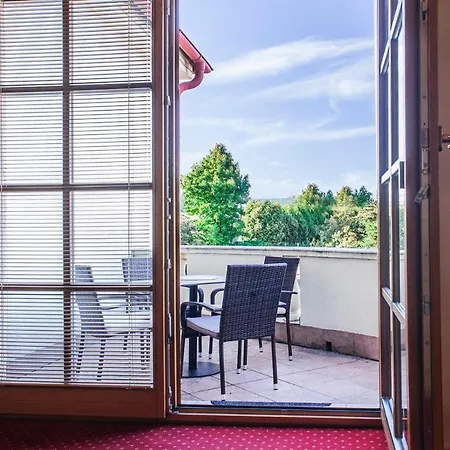 Lhotka Guest house 4*