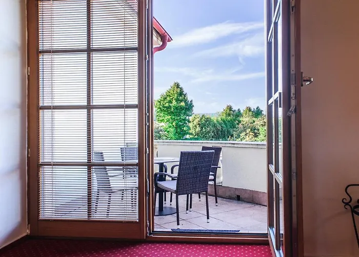 Lhotka Guest house 4*