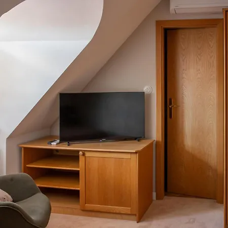 Lhotka Maison d'hôtes 4*